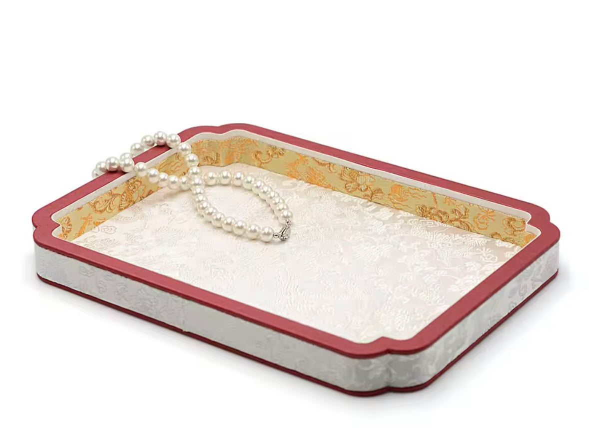 jewelry box D